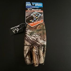 Seirus 8104 SoundTouch All Weather Realtree Max Camo Gloves